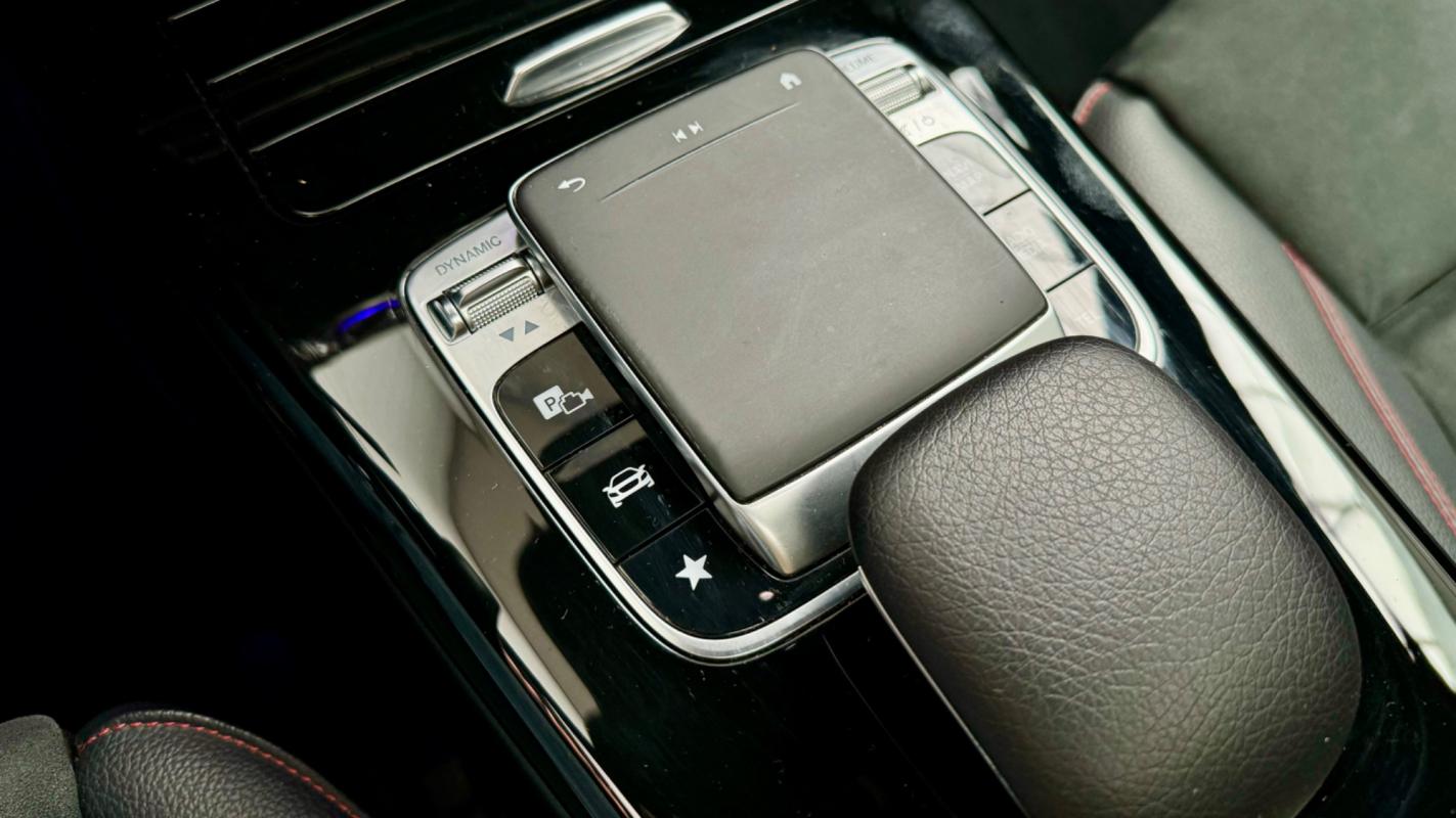 Mercedes Classe A - 250 225 AMG LINE 4MATIC 7G-DCT BVA