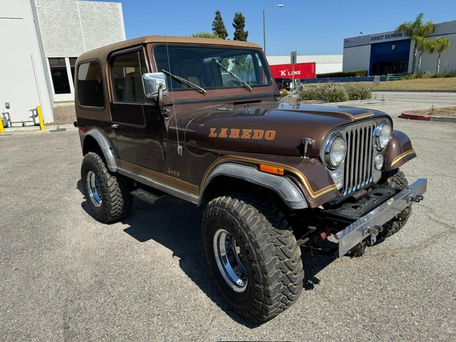 Jeep CJ - LAREDO 5.0 V8 304CI