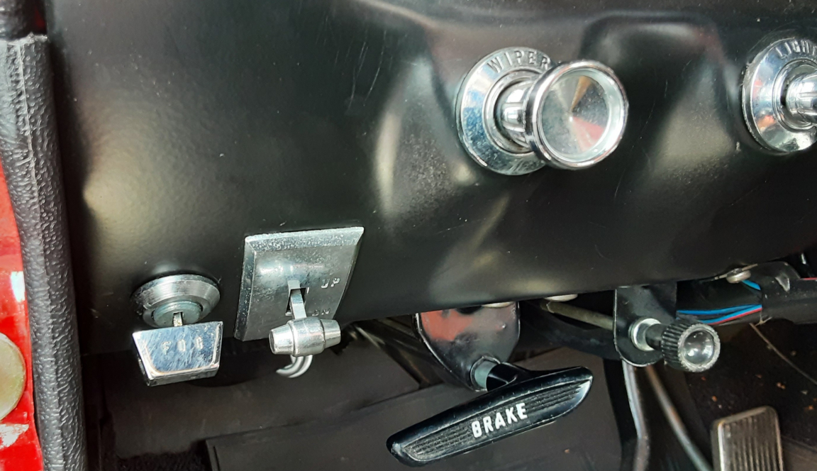 Ford Mustang - CABRIOLET ROUGE CODE A GT 1966