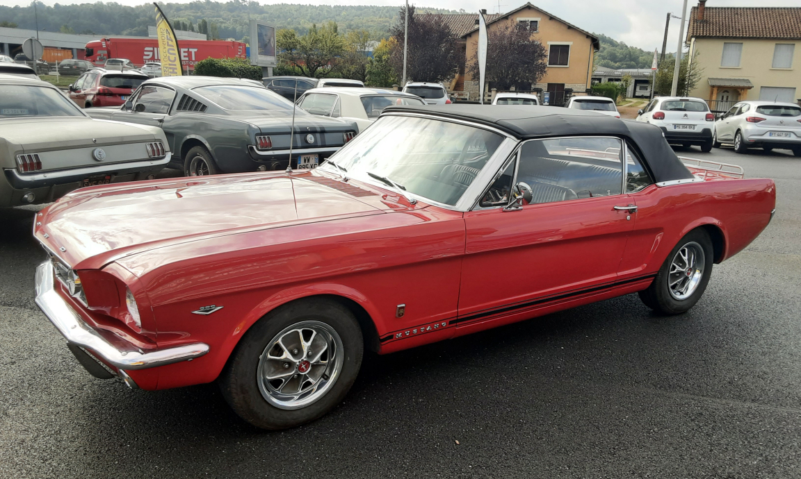 Ford Mustang - CABRIOLET ROUGE CODE A GT 1966