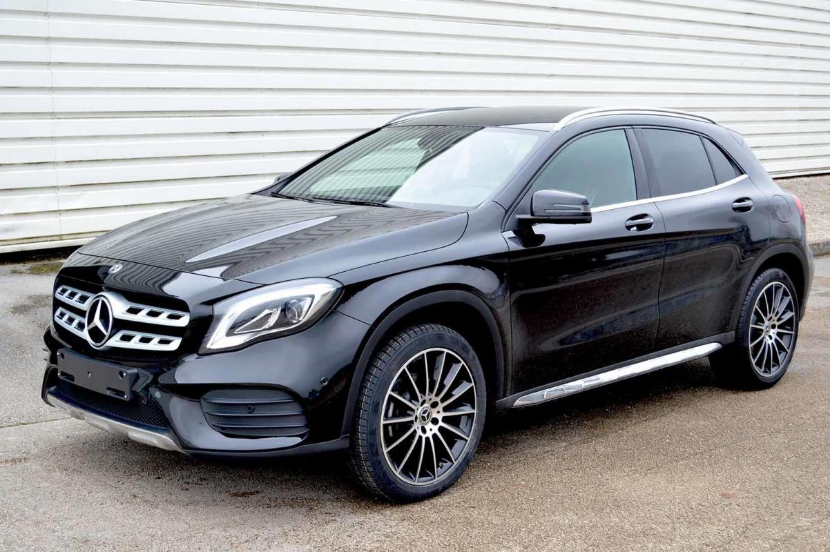 Mercedes Classe GLA - 180 D SPORT PACK AMG LINE 7G-DCT