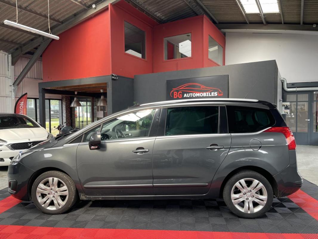 Peugeot 5008 - 1.6 hdi 120 CH BV EAT6 ALLURE - GARANTIE 6 MOIS