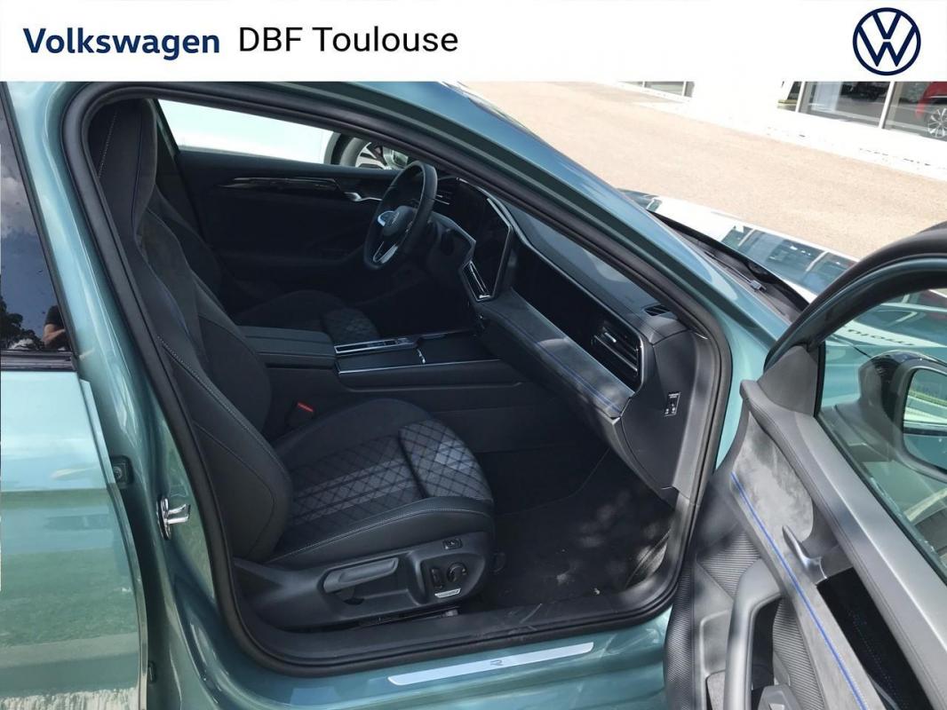 Volkswagen Passat - NOUVELLE 1.5 ETSI 150CH DSG7 R LI