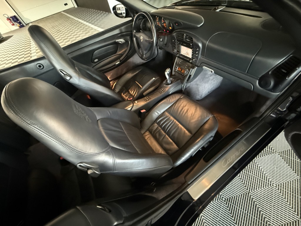 Porsche 911 - Type 996 3.6 Cabriolet 320ch Carrera BVM6
