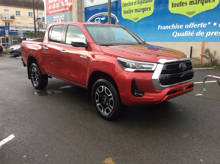 TOYOTA HILUX - IV 4WD 2.8 D-4D 205 DOUBLE CABINE (2021)