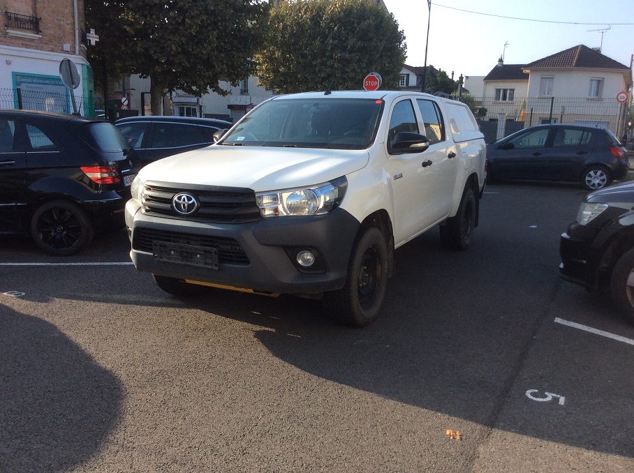 TOYOTA HILUX - IV 4WD 2.4 D-4D 150 DOUBLE CABINE (2018)