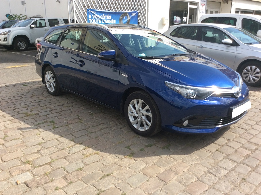 TOYOTA AURIS - TOURING SPORTS 1.8 HYBRID 136 COLLECTION CVT AUTO (2019)