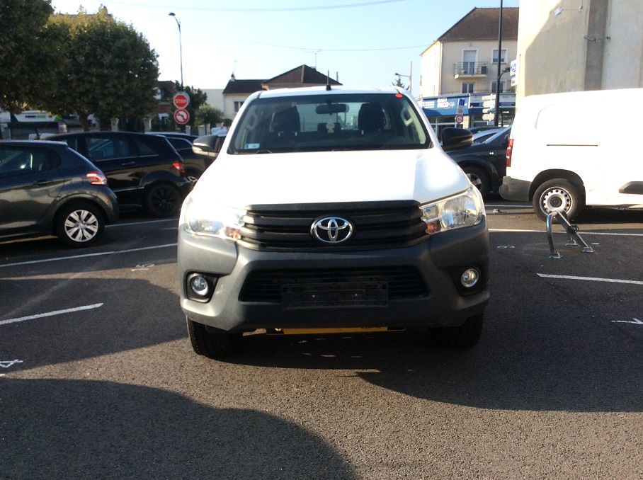 Toyota Hilux - IV 4WD 2.4 D-4D 150 DOUBLE CABINE