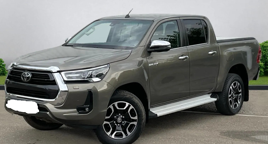 TOYOTA HILUX - IV 4WD 2.8 D-4D 204 DOUBLE CABINE (2021)
