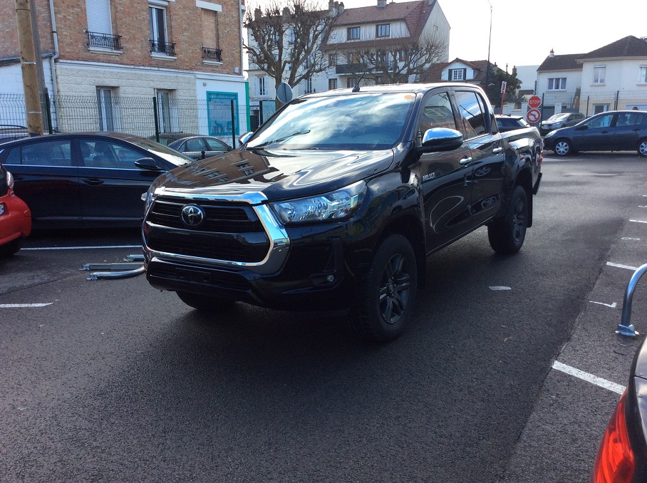 TOYOTA HILUX - IV 4WD 2.8 D-4D 204 DOUBLE CABINE (2021)
