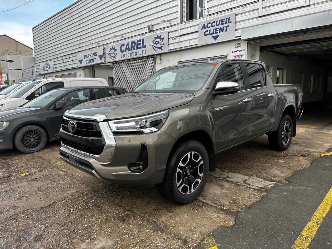 TOYOTA HILUX - IV 4WD 2.4 D-4D 150 DOUBLE CABINE (2024)