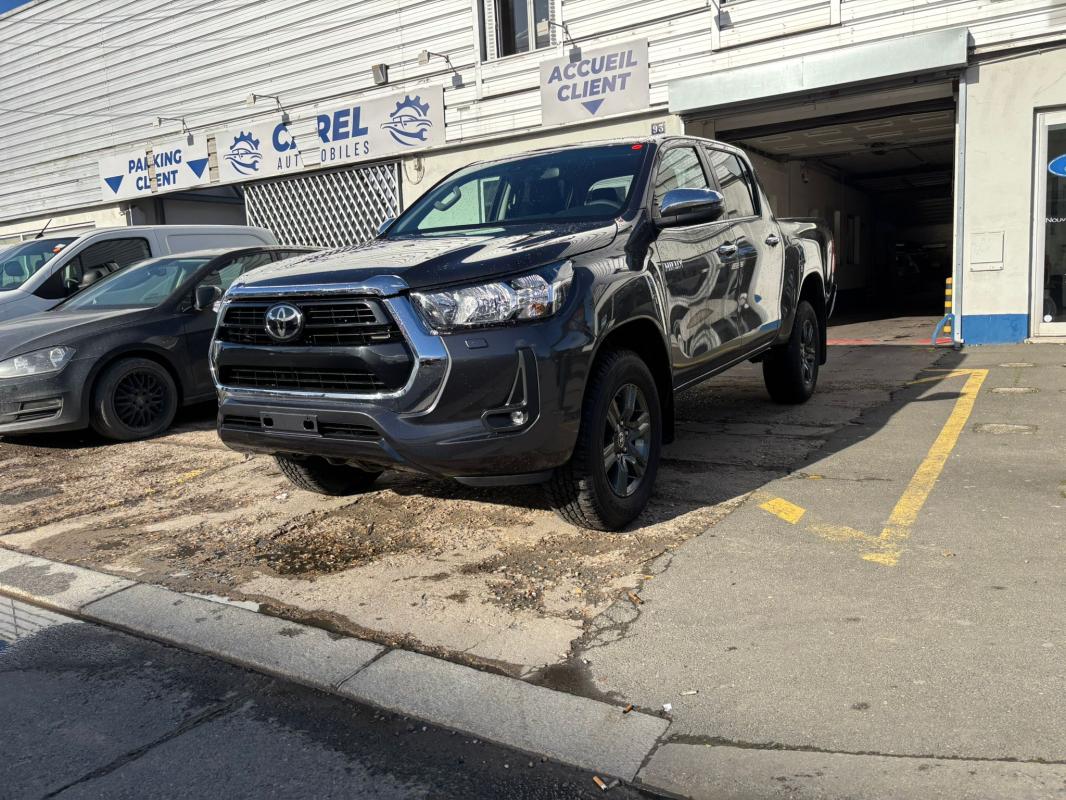 TOYOTA HILUX - IV 4WD 2.8 D-4D 205 DOUBLE CABINE (2026)