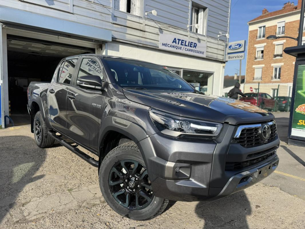 TOYOTA HILUX - IV 4WD 2.8 D-4D 204 DOUBLE CABINE INVINCIBLE (2026)