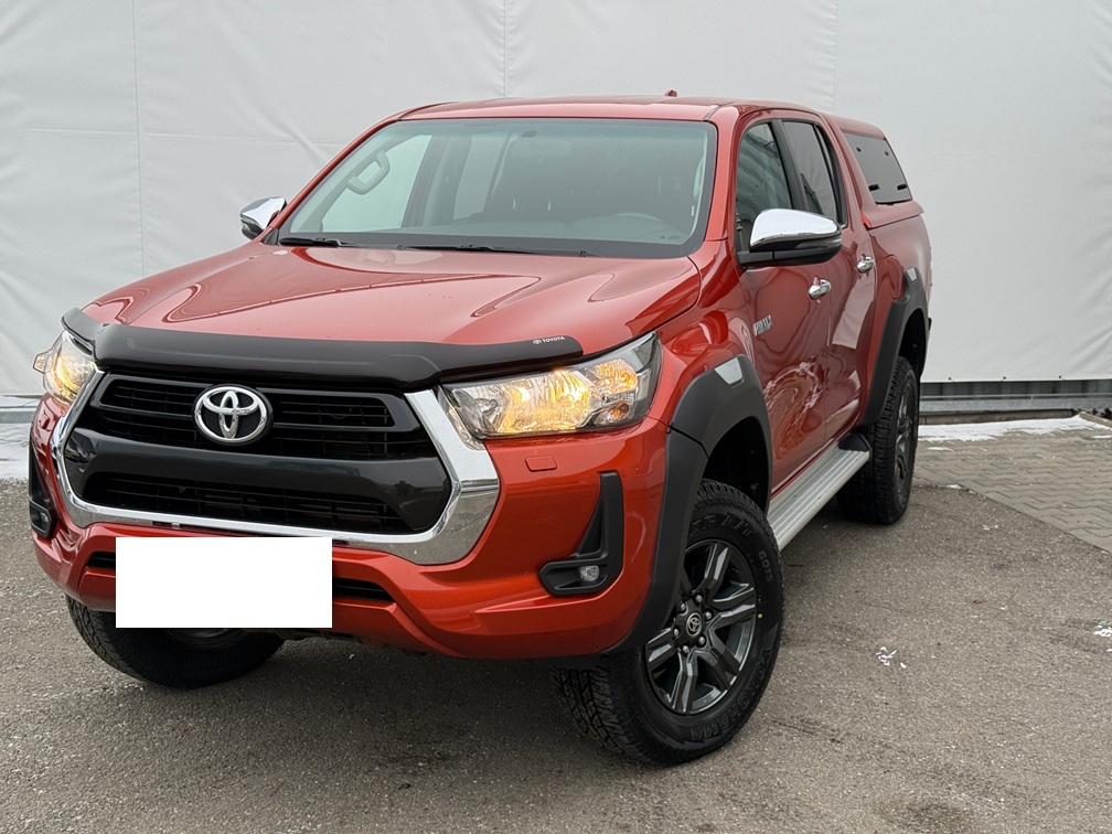 TOYOTA HILUX - IV 4WD 2.4 D-4D 150 DOUBLE CABINE (2024)
