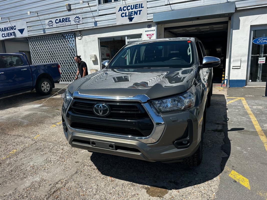 Toyota Hilux - IV 4WD 2.4 D-4D 150 DOUBLE CABINE