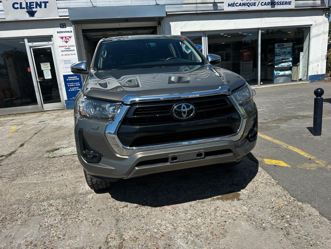 Toyota Hilux - IV 4WD 2.4 D-4D 150 DOUBLE CABINE