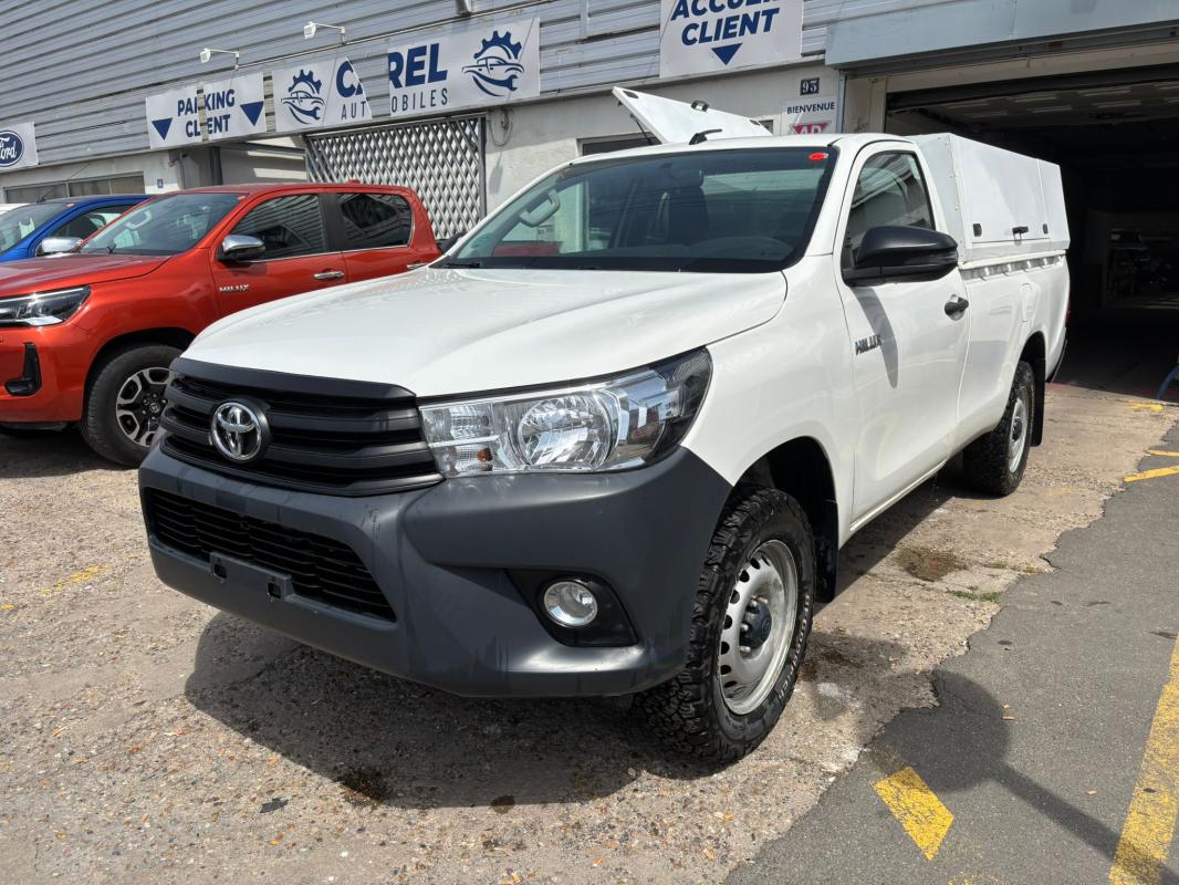 TOYOTA HILUX - IV 4WD 2.4 D-4D 150 SIMPLE CAB 4X4 (2023)
