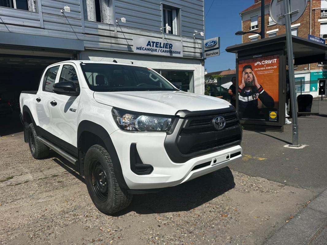 TOYOTA HILUX - IV 4WD 2.4 D-4D 150 DOUBLE CABINE (2023)