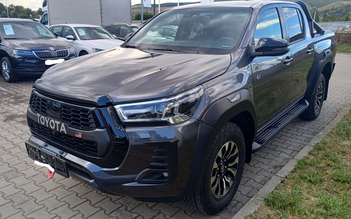 TOYOTA HILUX - IV 4WD 2.4 D-4D 150 SIMPLE CAB 4X4 (2023)