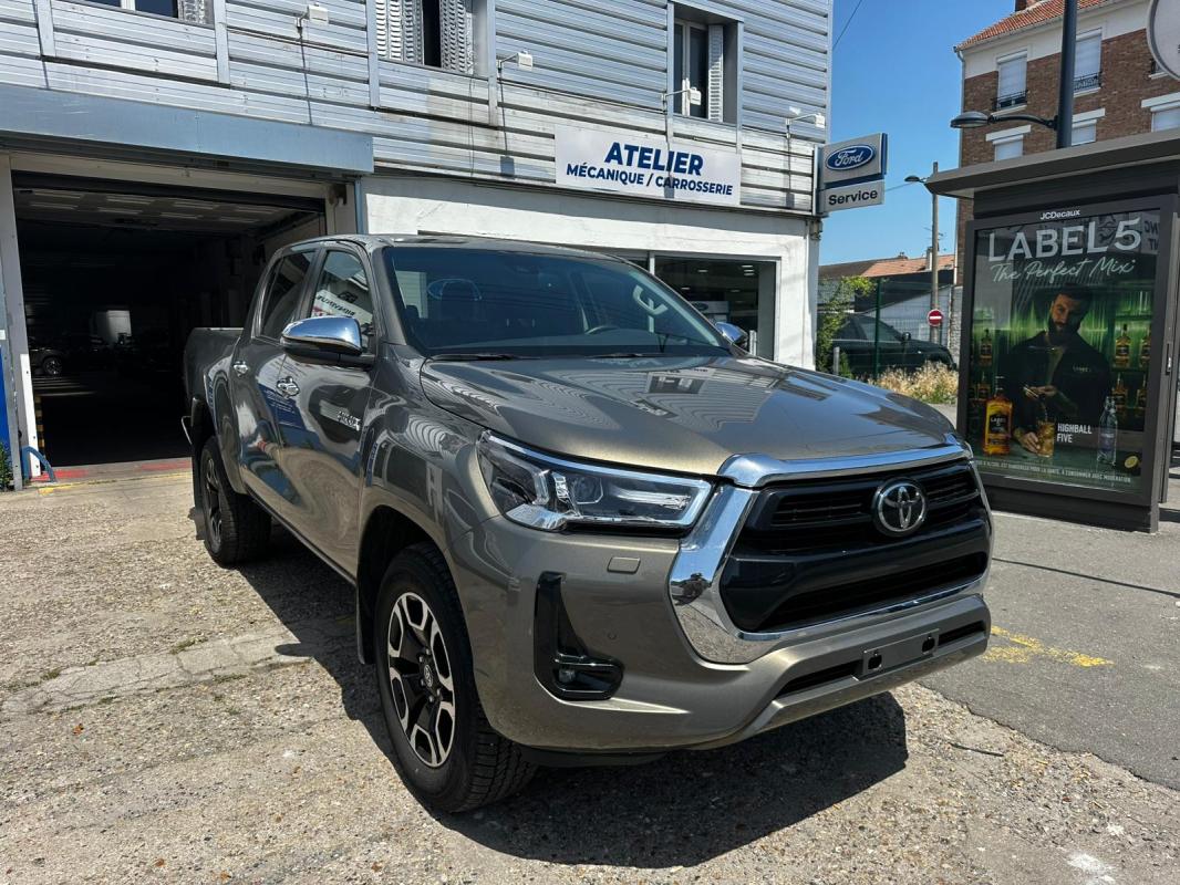 TOYOTA HILUX - IV 4WD 2.4 D-4D 150 DOUBLE CABINE (2024)