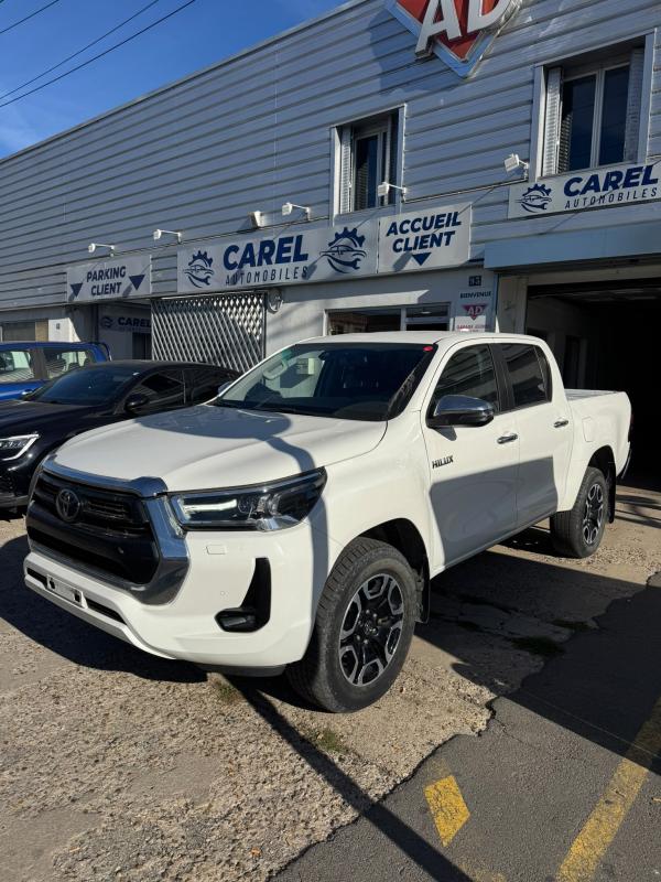 TOYOTA HILUX - IV 4WD 2.8 D-4D 204 DOUBLE CABINE EXECUTIF (2023)