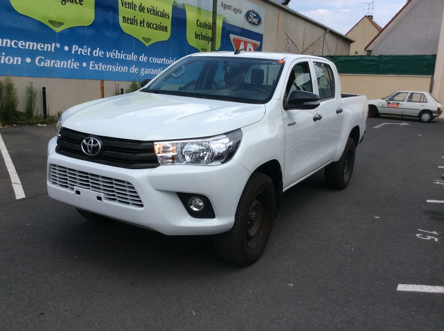 TOYOTA HILUX - IV 4WD 2.4 D-4D 150 DOUBLE CABINE (2018)