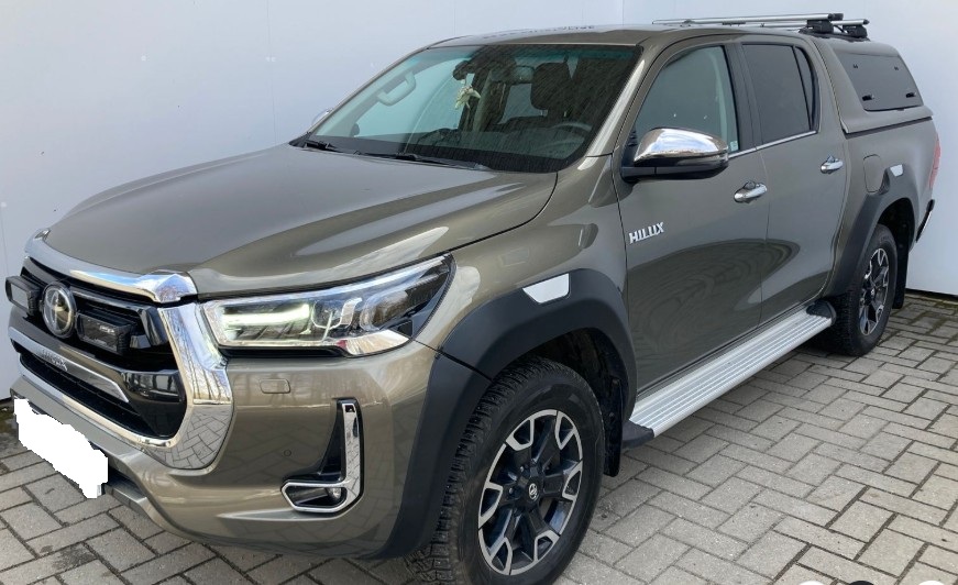 TOYOTA HILUX - IV 4WD 2.8 D-4D 204 DOUBLE CABINE EXECUTIVE (2024)