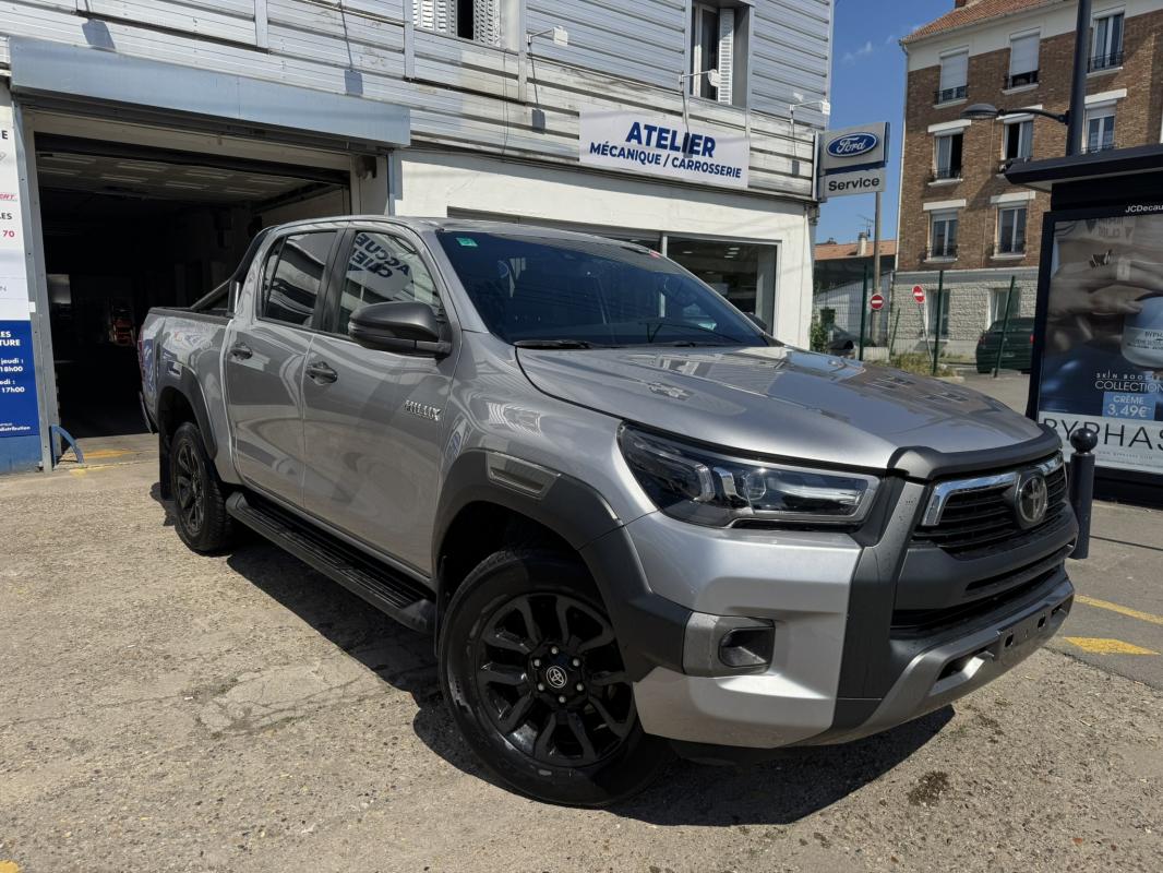 TOYOTA HILUX - IV 4WD 2.8 D-4D 204 DOUBLE CABINE INVINCIBLE (2023)