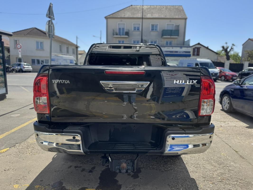 Toyota Hilux - IV 4WD 2.8 D-4D 204 DOUBLE CABINE