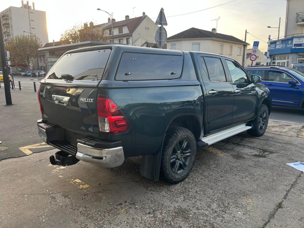 Toyota Hilux - IV 4WD 2.4 D-4D 150 DOUBLE CABINE