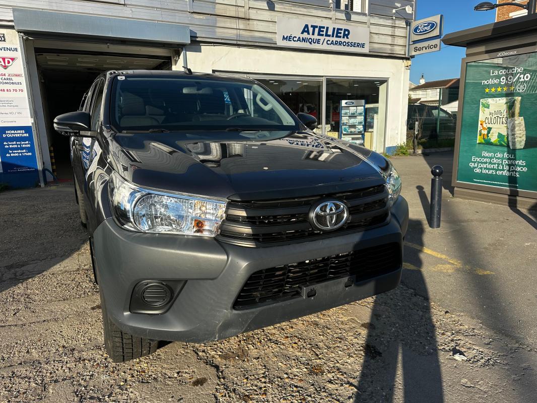 Toyota Hilux - IV 4WD 2.4 D-4D 150 DOUBLE CABINE