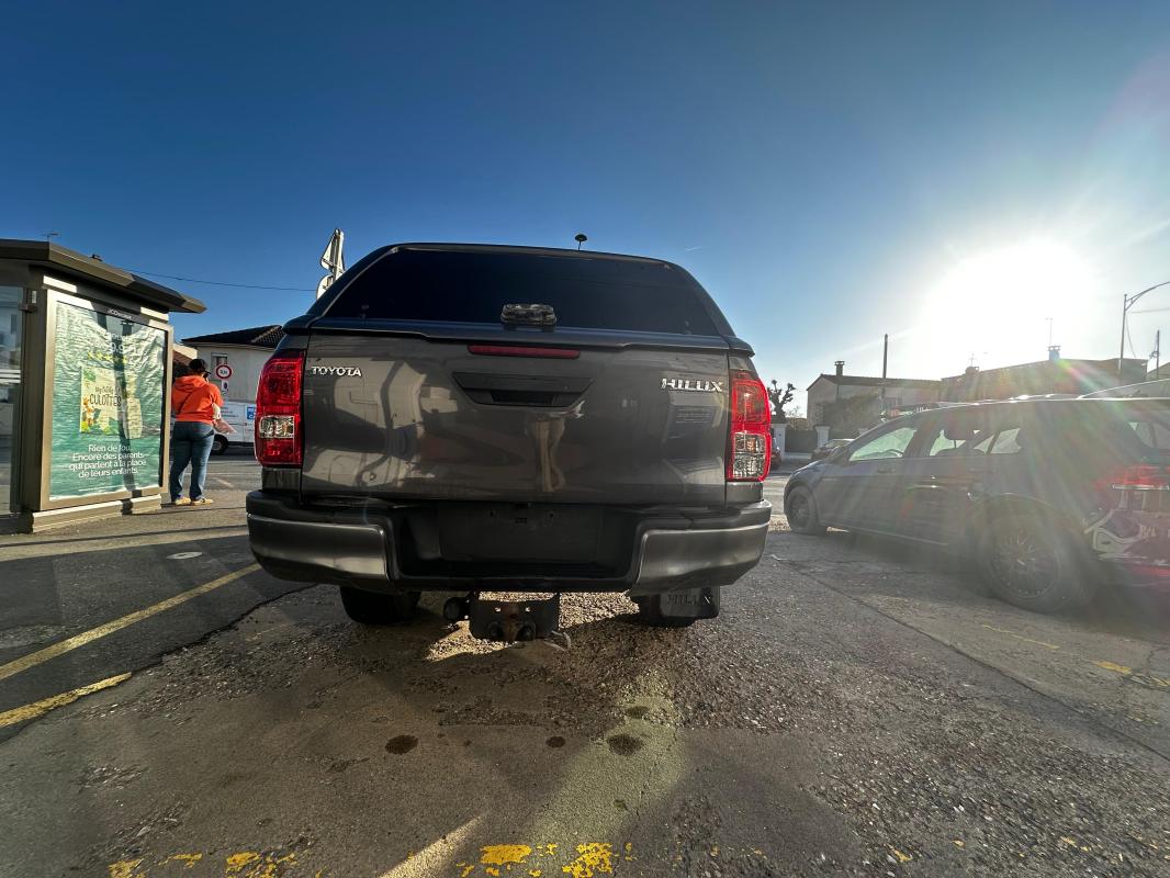 Toyota Hilux - IV 4WD 2.4 D-4D 150 DOUBLE CABINE