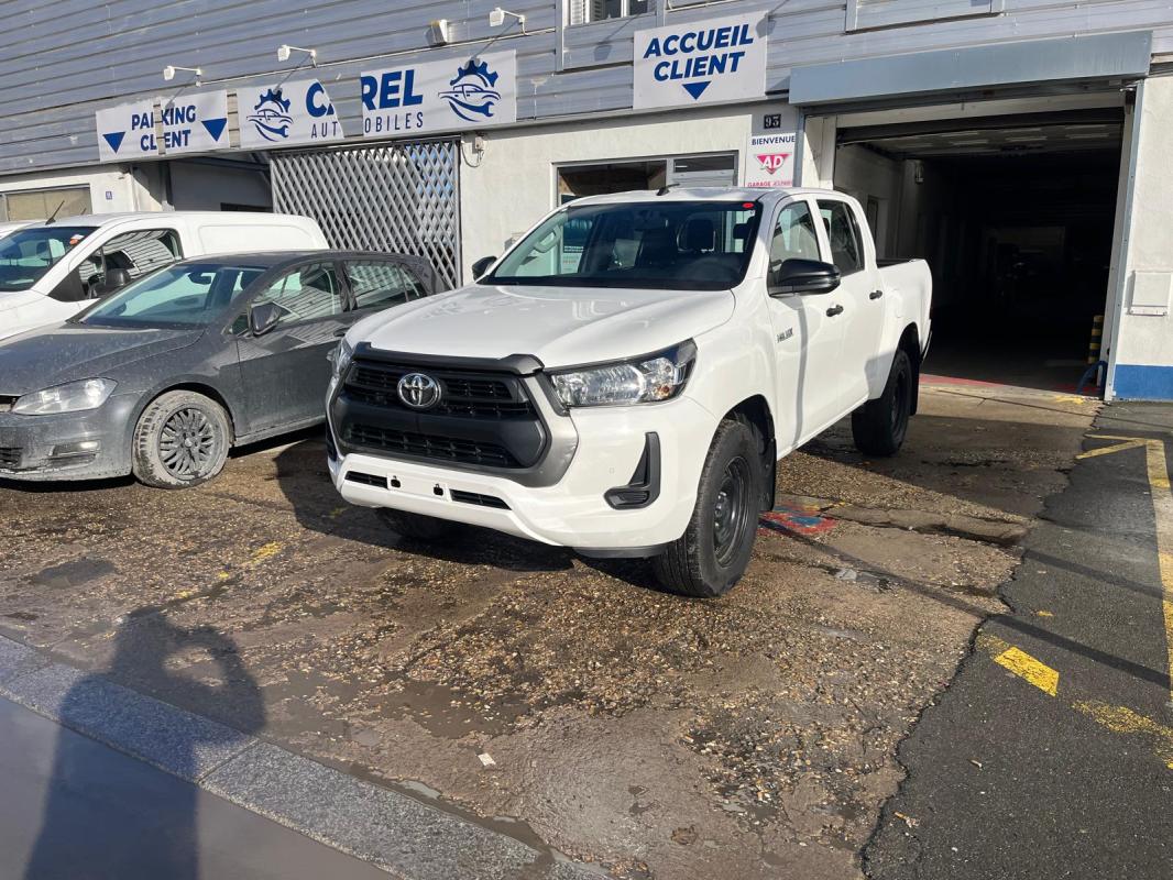 Toyota Hilux - IV 4WD 2.4 D-4D 150 DOUBLE CABINE