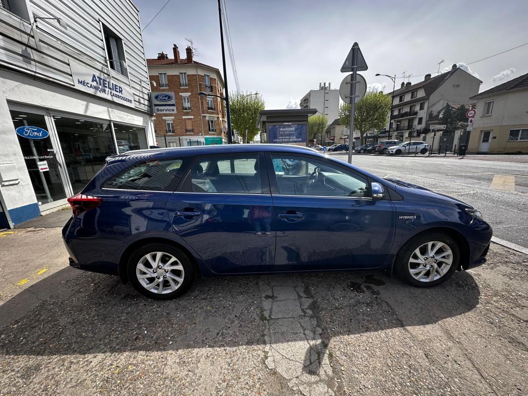 Toyota Auris - TOURING SPORTS 1.8 HYBRID 136 COLLECTION CVT AUTO