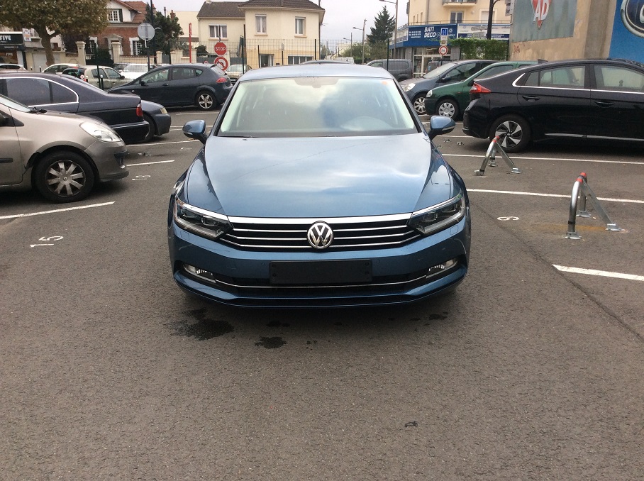 Volkswagen Passat - 1.6 TDI 120 CONFORTLINE