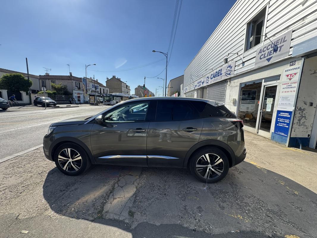 Peugeot 3008 - 1.2 ALLURE