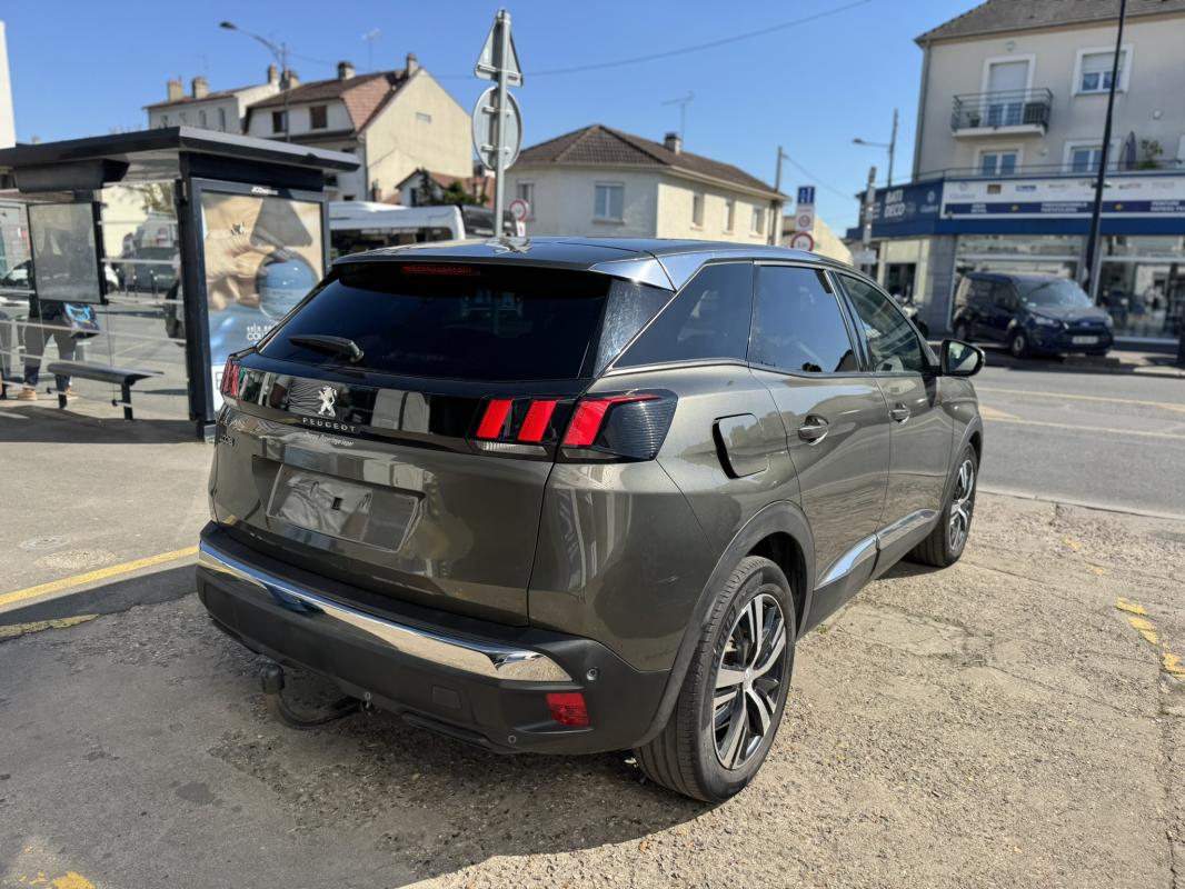 Peugeot 3008 - 1.2 ALLURE