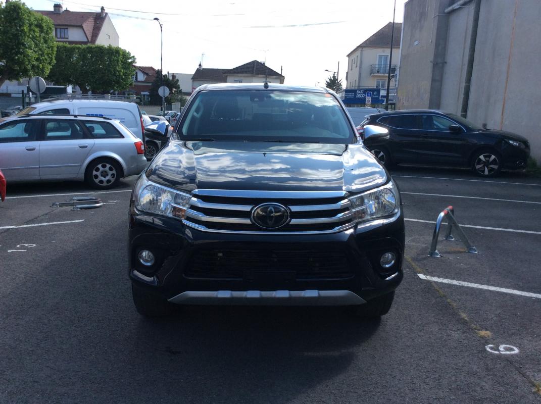 Toyota Hilux - IV 4WD 2.4 D-4D 150 DOUBLE CABINE