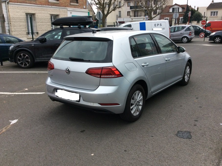 Volkswagen Golf - 1.0 TSI 115 CONFORTLINE