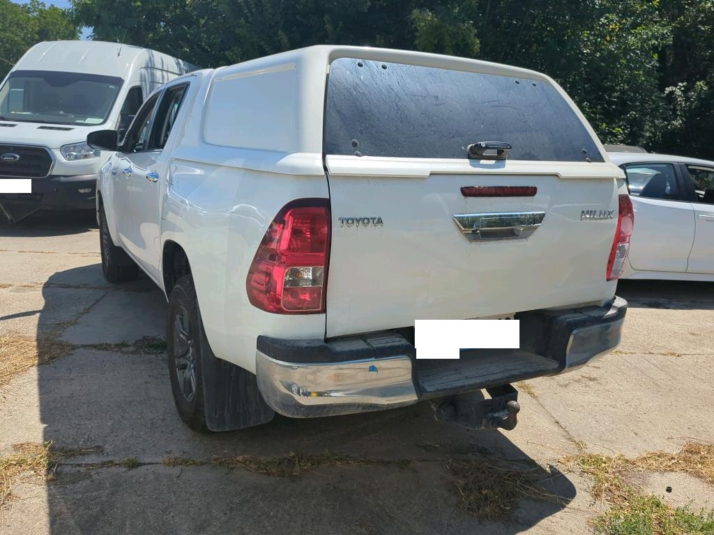 Toyota Hilux - IV 4WD 2.8 D-4D 205 DOUBLE CABINE