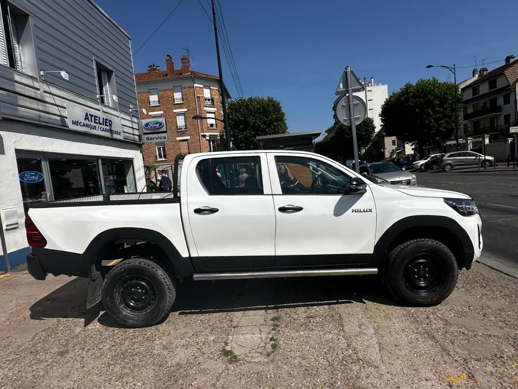 Toyota Hilux - IV 4WD 2.4 D-4D 150 DOUBLE CABINE