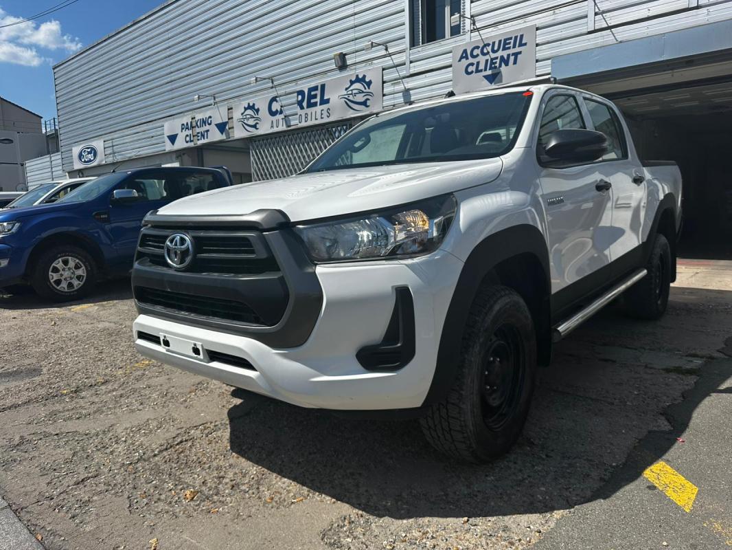 Toyota Hilux - IV 4WD 2.4 D-4D 150 DOUBLE CABINE
