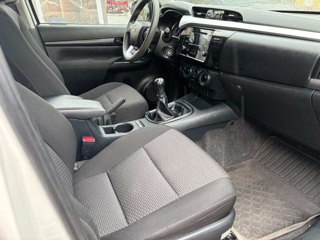 Toyota Hilux - IV 4WD 2.4 D-4D 150 DOUBLE CABINE