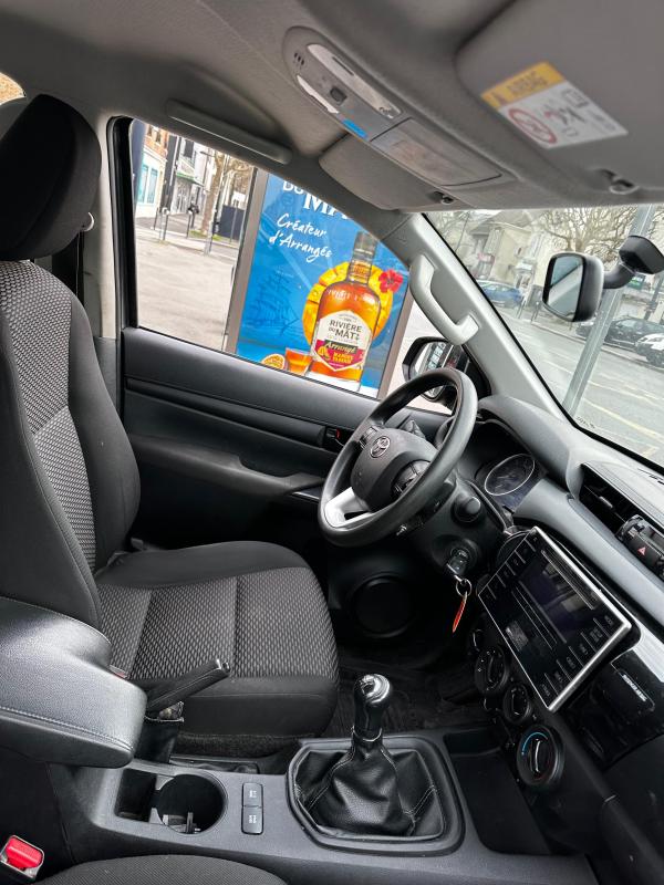 Toyota Hilux - IV 4WD 2.4 D-4D 150 DOUBLE CABINE