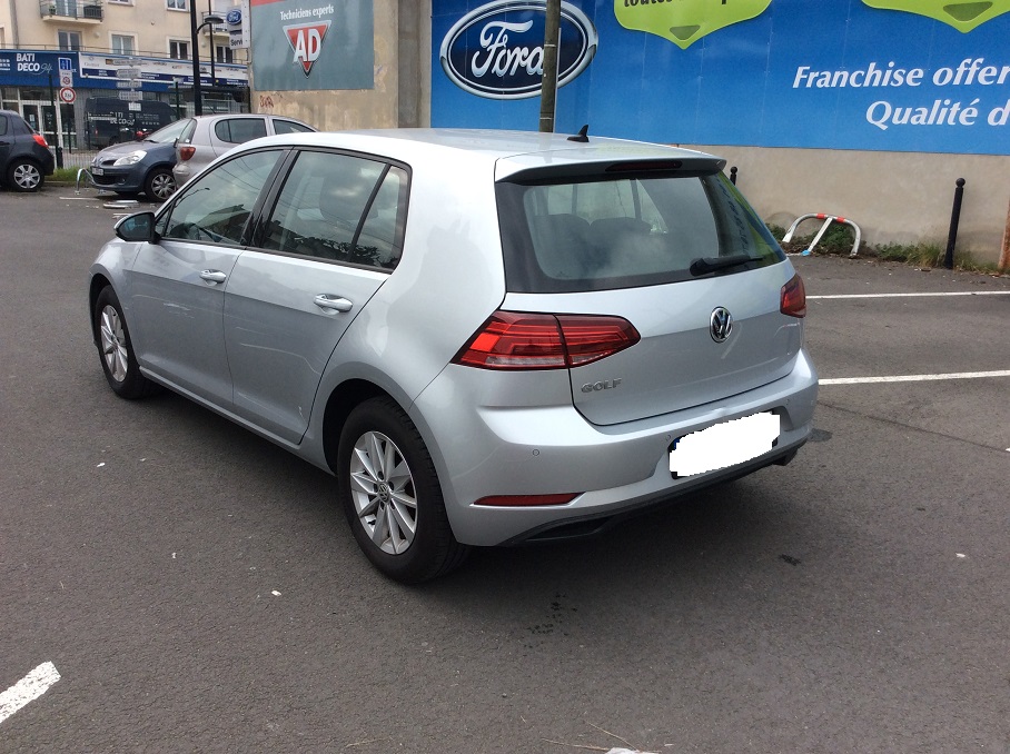 Volkswagen Golf - 1.0 TSI 115 CONFORTLINE